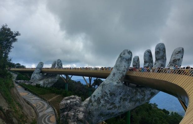 Golden Bridge Ba Na Hills